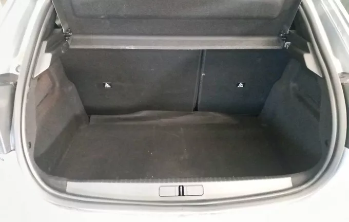 PEUGEOT 208 100 S&S BVM6 Style extérieur arrière 944349