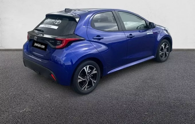 TOYOTA YARIS Hybride 116h Design extérieur trois quart arrière droit 159297