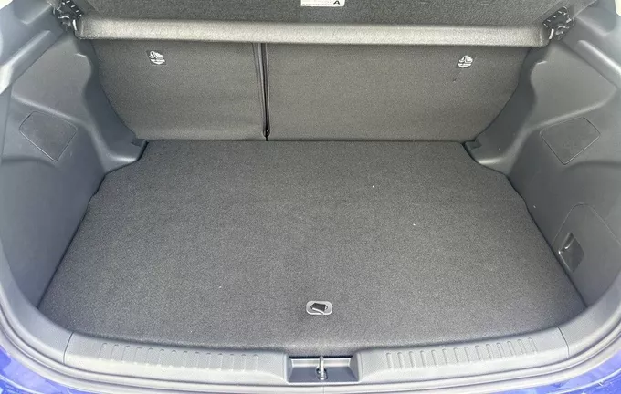 TOYOTA YARIS Hybride 116h Design photo 10 159297