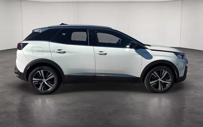 PEUGEOT 3008 Hybrid4 300 e-EAT8 GT Line extérieur côté droit 946684