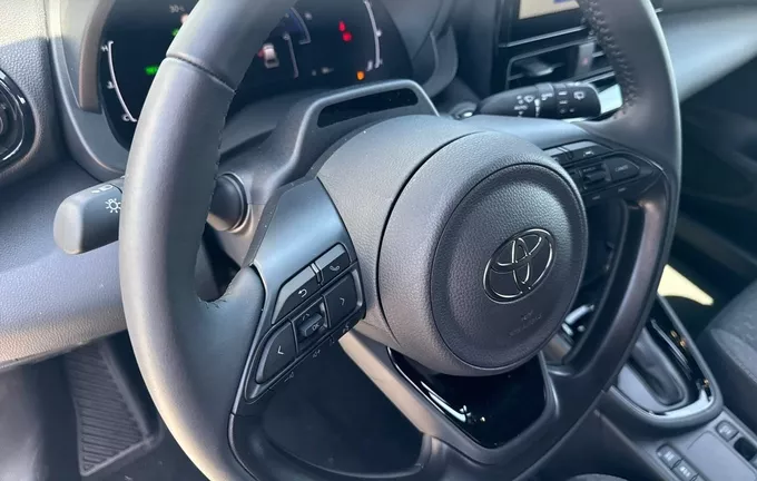 TOYOTA YARIS CROSS Hybride 130h 2WD Design photo 12 164975