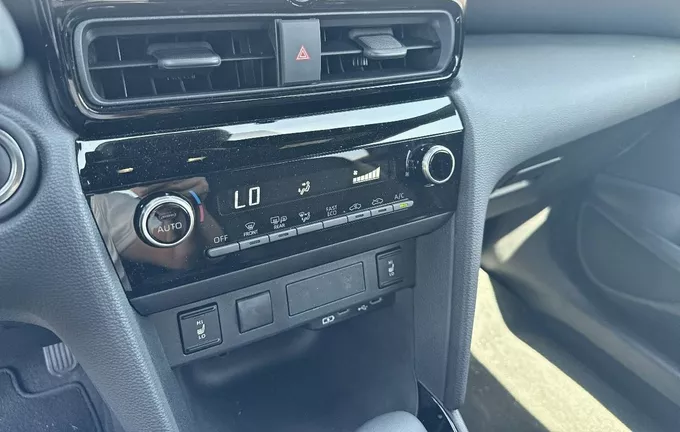 TOYOTA YARIS CROSS Hybride 130h 2WD Design photo 14 164975