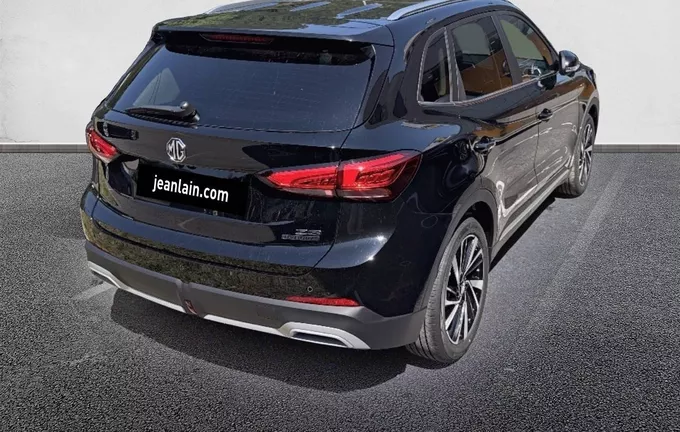 MG ZS 1.5 L Hybrid+ 197 ch Luxury extérieur trois quart arrière droit 7710
