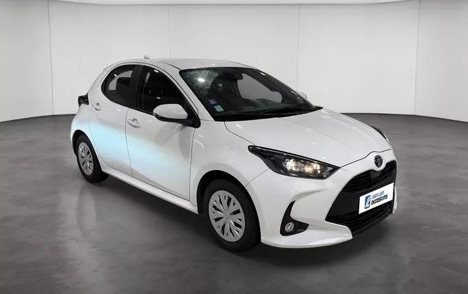 TOYOTA YARIS Hybride 116h Dynamic extérieur trois quart avant droit 1104037