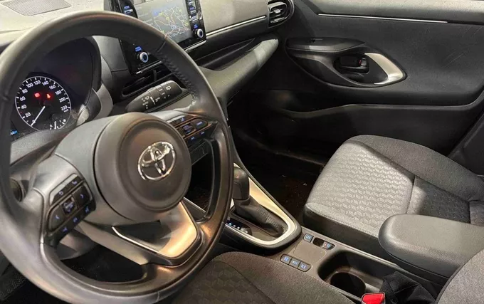 TOYOTA YARIS Hybride 116h Dynamic photo 13 1104037