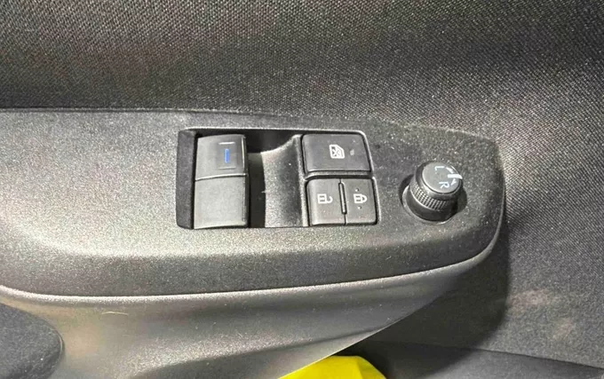 TOYOTA YARIS Hybride 116h Dynamic photo 19 1104037