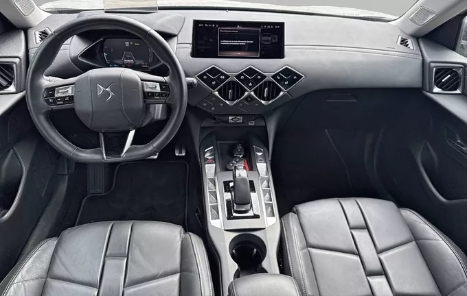 DS DS3 DS 3 E-Tense Opera extérieur côté gauche 945801