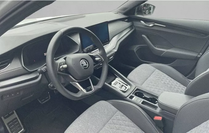 SKODA OCTAVIA 1.5 TSI Hybrid 150 ch ACT DSG7 Sportline photo 13 2121061