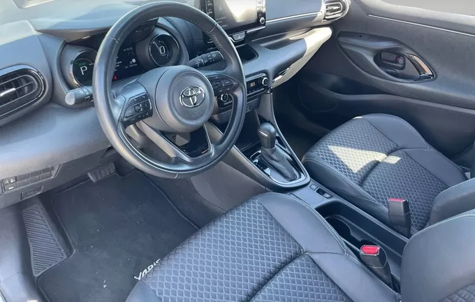 TOYOTA YARIS Hybride 116h Collection photo 11 1103498