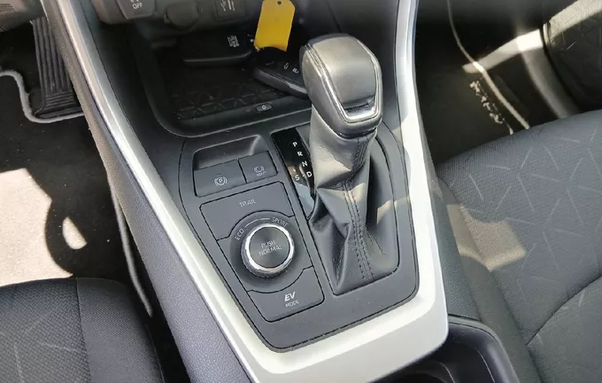 TOYOTA RAV4 Hybride 222 ch AWD-i Dynamic photo 13 1103447