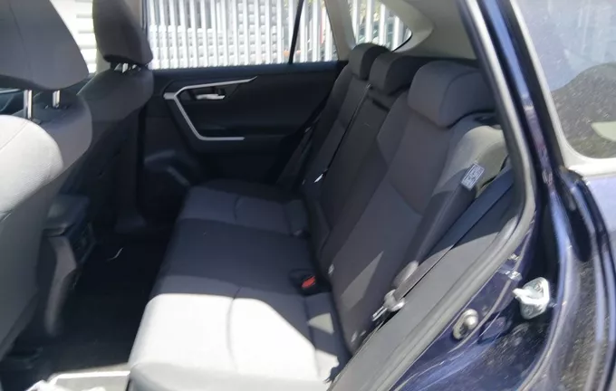 TOYOTA RAV4 Hybride 222 ch AWD-i Dynamic photo 17 1103447