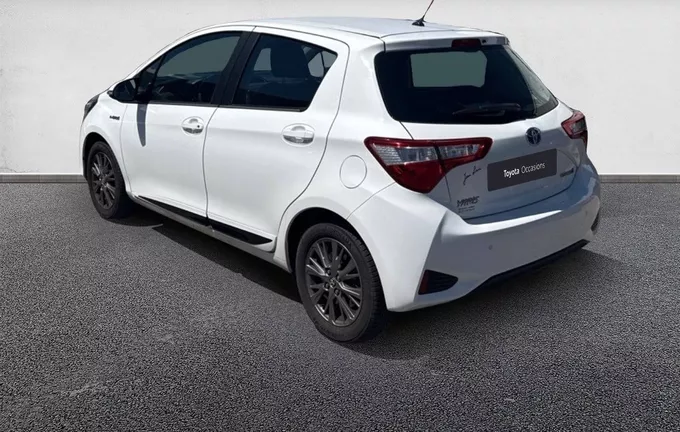 TOYOTA YARIS Hybride 100h Dynamic extérieur trois quart arrière gauche 1103644