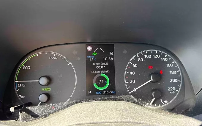 TOYOTA YARIS Hybride 116h Dynamic photo 20 1103819