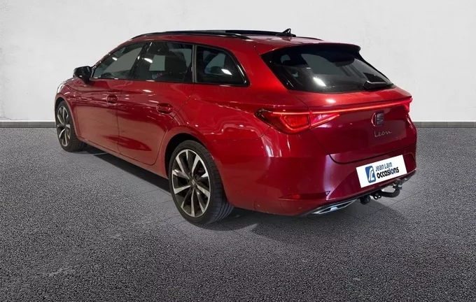 SEAT LEON Sportstourer 2.0 TDI 150 DSG7 FR extérieur trois quart arrière gauche 2128820