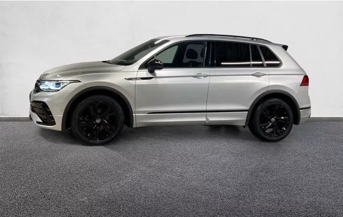 VOLKSWAGEN TIGUAN 2.0 TDI 150ch DSG7 R-Line extérieur trois quart arrière gauche 2117400