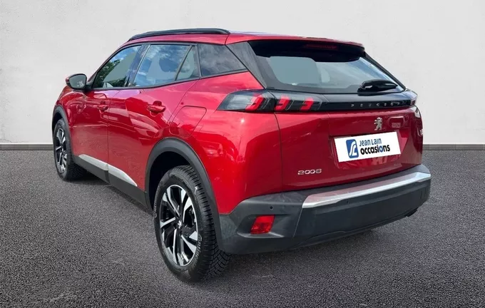 PEUGEOT 2008 PureTech 100 S&S BVM6 Allure extérieur trois quart arrière gauche 2130297