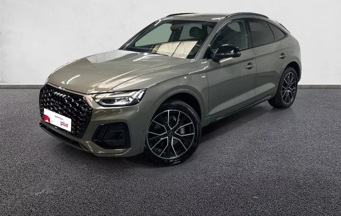 AUDI Q5 Sportback 55 TFSIe 367 S tronic 7 Quattro Black Edition extérieur trois quart avant gauche 2129563