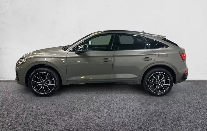 AUDI Q5 Sportback 55 TFSIe 367 S tronic 7 Quattro Black Edition extérieur côté gauche 2129563