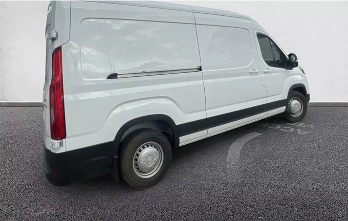 MAXUS DELIVER 9 FOURGON DELIVER9 FOURGON L3H2 2.0D 150 CH extérieur trois quart arrière droit 6801081