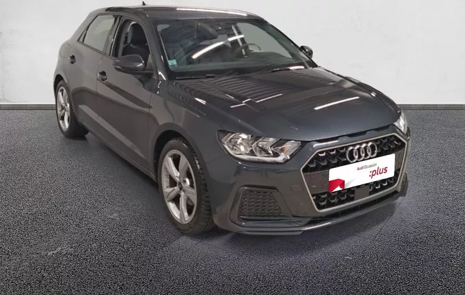 AUDI A1 Sportback 35 TFSI 150 ch S tronic 7 Design extérieur trois quart avant droit 2130900