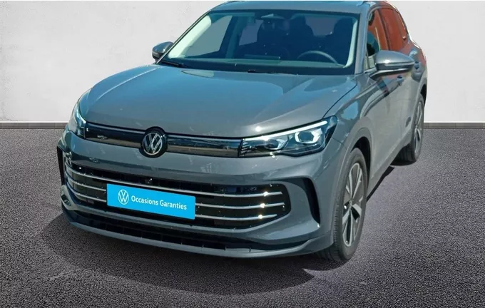 VOLKSWAGEN TIGUAN 1.5 eTSI 150ch DSG7 Elegance extérieur trois quart avant gauche 7022