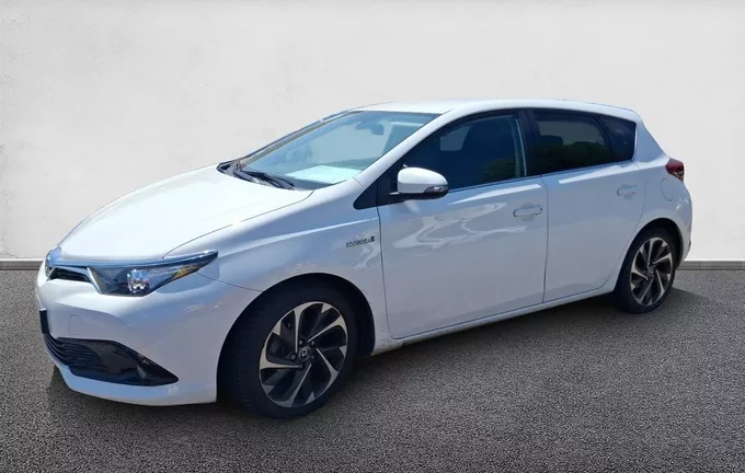TOYOTA AURIS Hybride 136h Design extérieur trois quart avant gauche 1103704