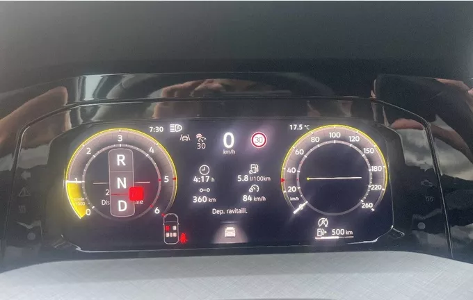 VOLKSWAGEN GOLF 2.0 TDI 150 DSG7 VW Edition photo 19 2130852