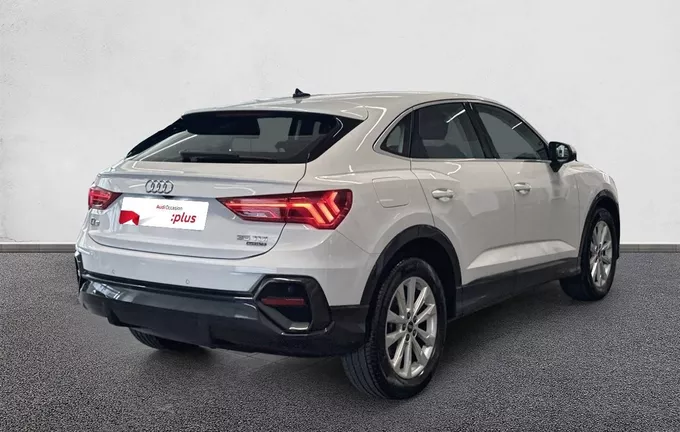 AUDI Q3 Sportback 35 TDI 150 ch S tronic 7 Quattro Design extérieur trois quart arrière droit 2128977