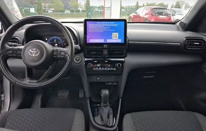 TOYOTA YARIS CROSS Hybride 130h 2WD Design photo 18 1103312