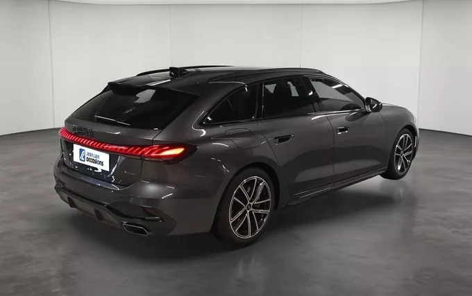 AUDI A5 Avant e-hybrid 299 ch S tronic 7 Quattro S line extérieur trois quart arrière droit 2132231