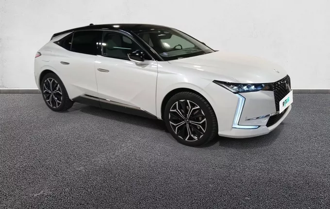 DS DS4 DS 4 Hybride E-Tense 225 EAT8 Rivoli extérieur trois quart avant droit 945708