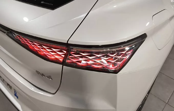 DS DS4 DS 4 Hybride E-Tense 225 EAT8 Rivoli photo 17 945708