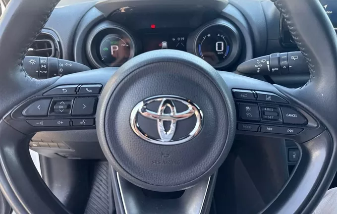 TOYOTA YARIS CROSS Hybride 116h 2WD Design photo 12 1103520