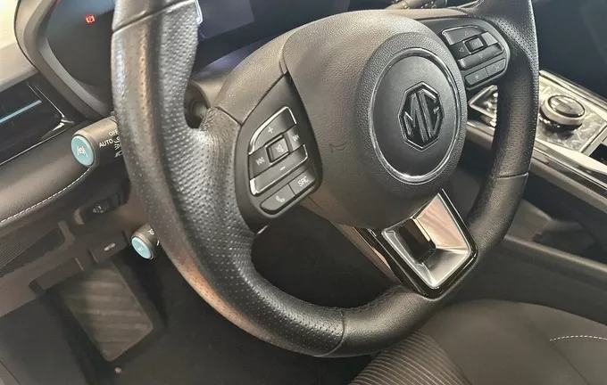 MG MG5 Autonomie Standard 50kWh - 130 kW 2WD Comfort photo 12 601089
