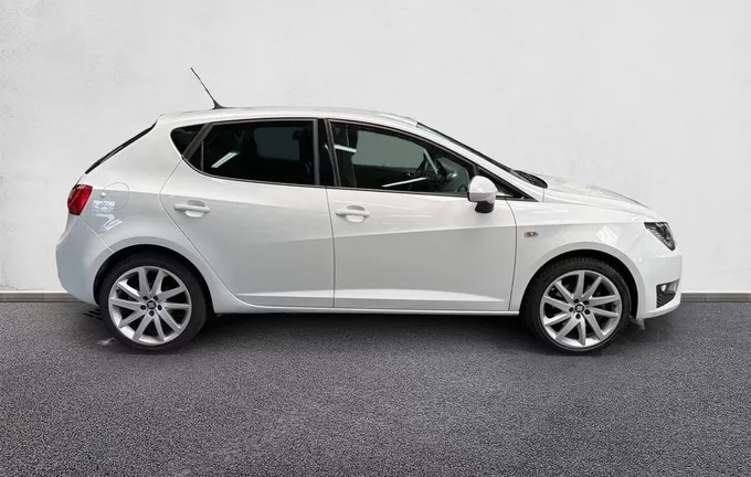SEAT IBIZA 1.2 TSI 110 ch FR extérieur côté droit 2123259