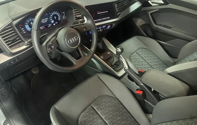 AUDI A1 Sportback 25 TFSI 95 ch BVM5 Design photo 11 2129792
