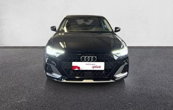 AUDI A1 Allstreet 30 TFSI 116 ch S tronic 7 Avus extérieur avant 2127642