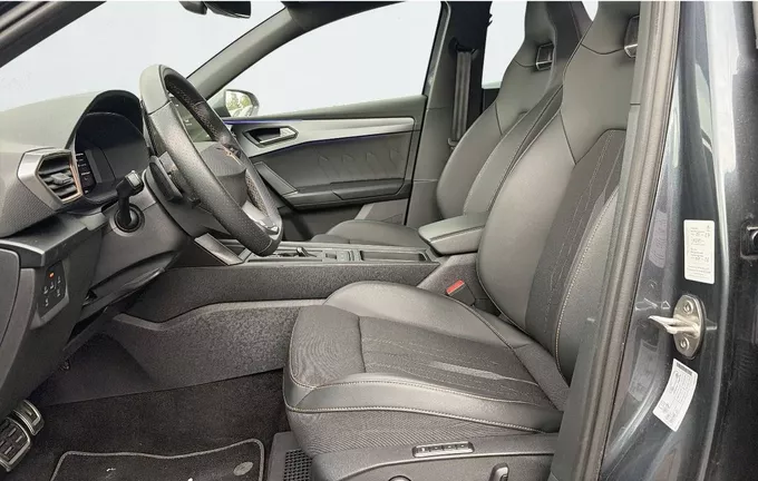 CUPRA LEON Sportstourer 1.4 e-HYBRID 245 ch DSG6 VZ extérieur trois quart arrière droit 2130353
