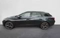 Miniature CUPRA LEON Sportstourer 1.4 e-HYBRID 245 ch DSG6 VZ extérieur trois quart arrière gauche 2130353