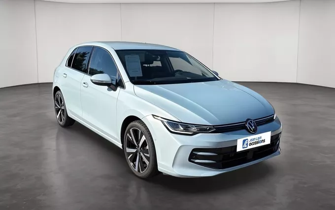 VOLKSWAGEN GOLF 1.5 TSI EVO2 116 BVM6 VW Edition extérieur trois quart avant droit 2131861