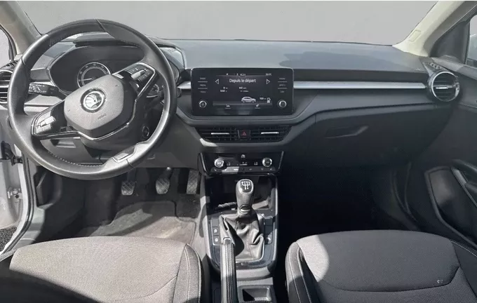 SKODA FABIA 1.0 MPI 80 ch BVM5 Ambition extérieur trois quart avant droit 2131745