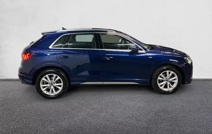 AUDI Q3 35 TDI 150 ch S tronic 7 S line extérieur côté droit 2125852
