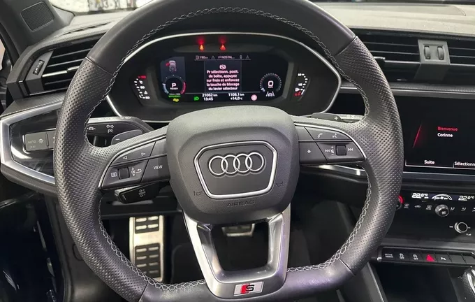 AUDI Q3 35 TDI 150 ch S tronic 7 S line photo 12 2125852