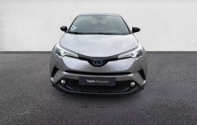 TOYOTA C-HR Hybride 122h Design extérieur avant 