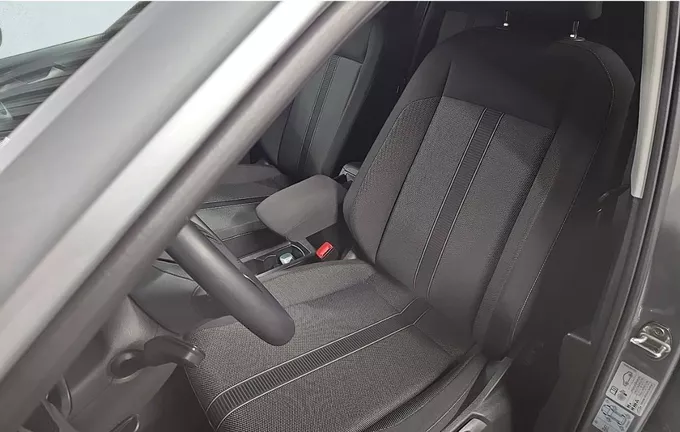 VOLKSWAGEN T-ROC 1.0 TSI 116 Start/Stop BVM6 VW Edition extérieur trois quart arrière droit 2127382