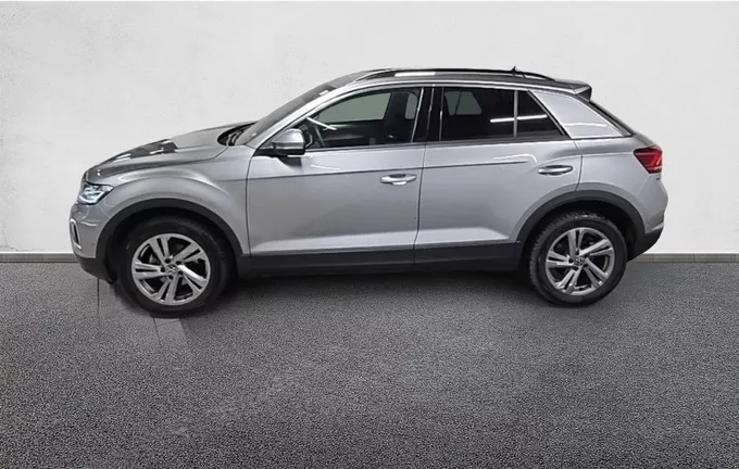 VOLKSWAGEN T-ROC 1.0 TSI 116 Start/Stop BVM6 VW Edition extérieur trois quart arrière gauche 2127382