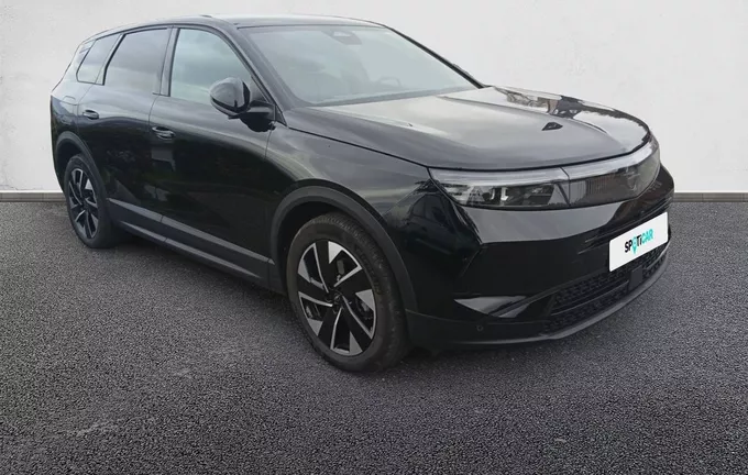 OPEL GRANDLAND 1.2 Turbo Hybrid 145 ch e-DCT6 GS extérieur trois quart avant droit 990963