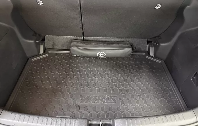 TOYOTA YARIS Hybride 116h Collection photo 10 1103143