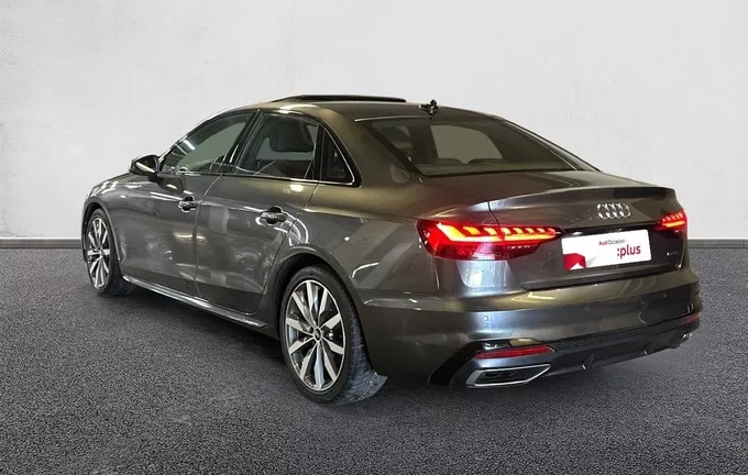 AUDI A4 40 TDI 204 S tronic 7 Quattro S line extérieur trois quart arrière gauche 2129625