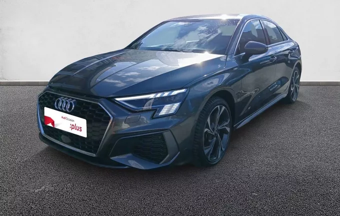 AUDI A3 Berline 35 TDI 150 S tronic 7 S Line extérieur trois quart avant gauche 2126205